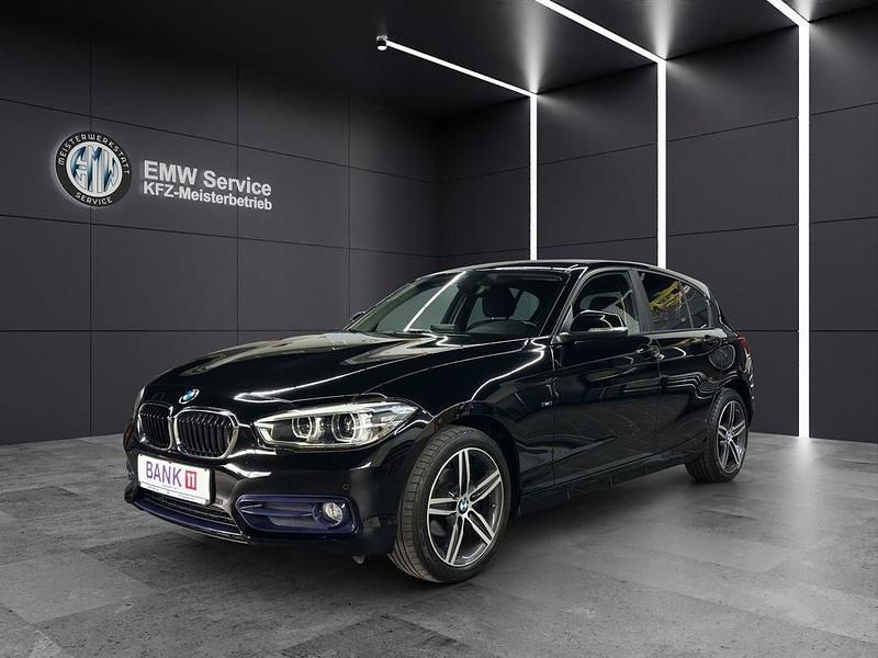 Schwarz Gebraucht 2015 BMW 118 Sport Line Kleinwagen | 10.250 € (Superpreis) - Bild 1/4