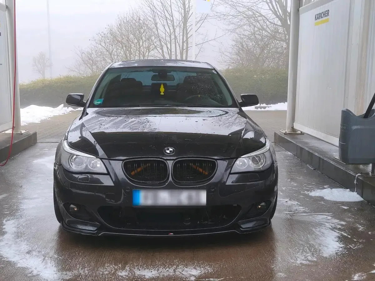 Gebraucht BMW 525 M Sport 192 PS (141 kW) 2004 Schwarz Limousine