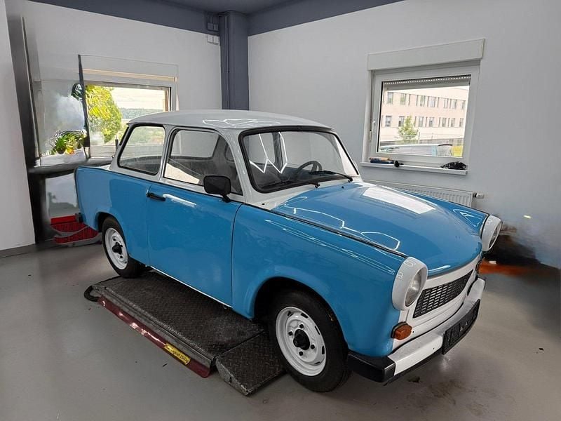Blau Gebraucht 1964 Trabant 601 Kleinwagen | 5.999 € - Bild 1/4