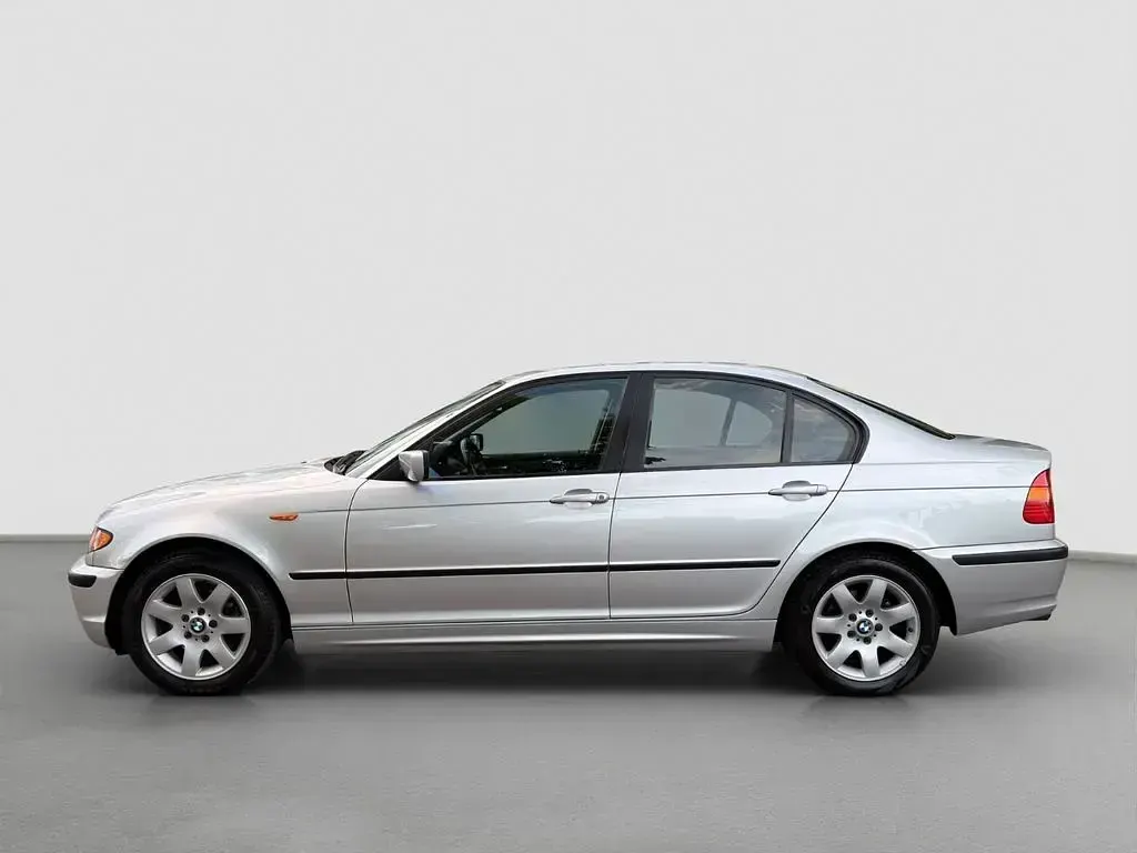 Gebraucht BMW 318 143 PS (105 kW) 2002 Silber Limousine