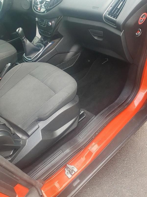 Gebraucht Ford B-MAX 101 PS (74 kW) 2015 Orange Van / Kleinbus