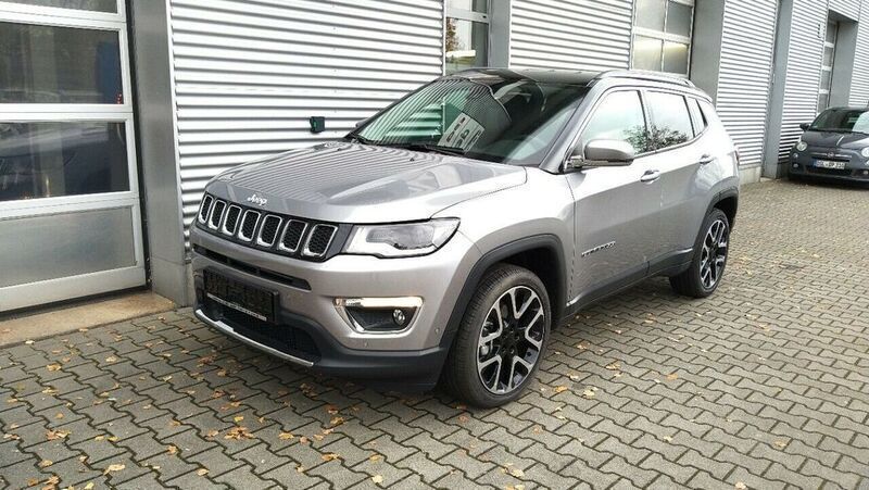 Gebraucht Jeep Compass Limited 120 PS (88 kW) 2018 Silber SUV