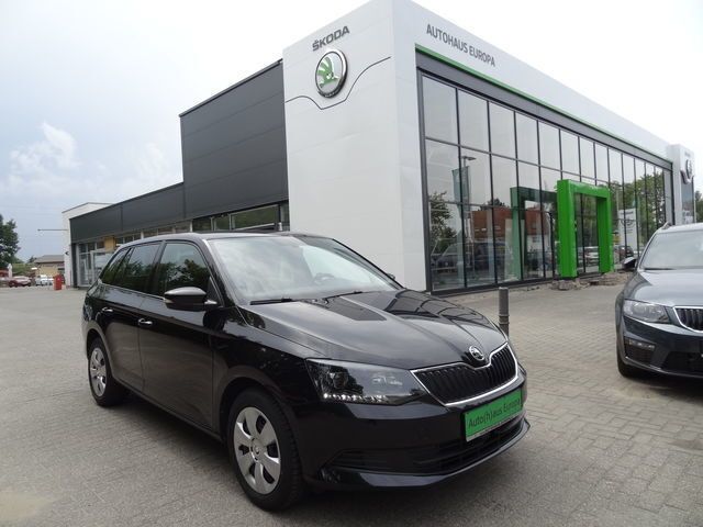 Schwarz metallic Gebraucht 2015 Skoda Fabia Ambition Kleinwagen | 13.250 € (Teuer) - Bild 1/4