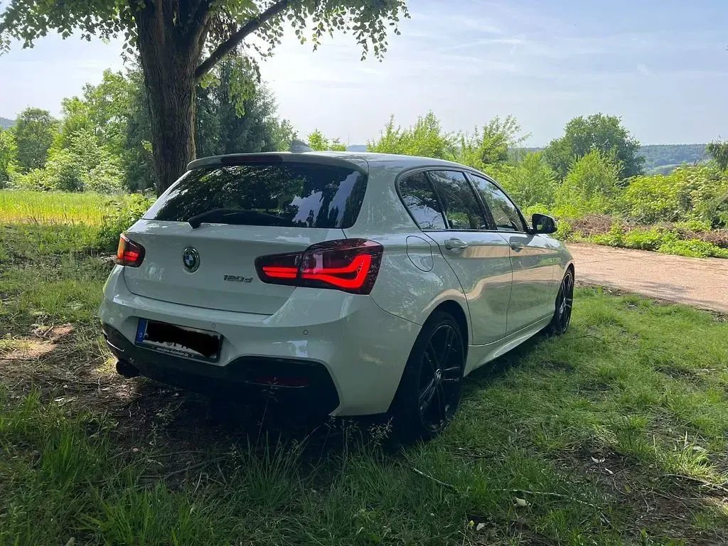 Gebraucht BMW 120 Shadowline 190 PS (139 kW) 2017 Weiß Kleinwagen