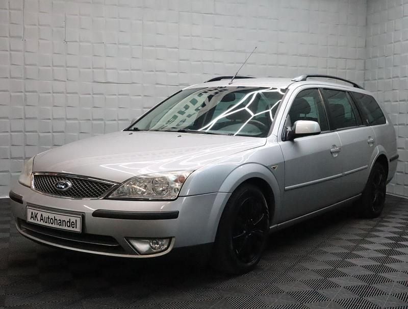 Gebraucht Ford Mondeo 131 PS (96 kW) 2004 Grau Kombi