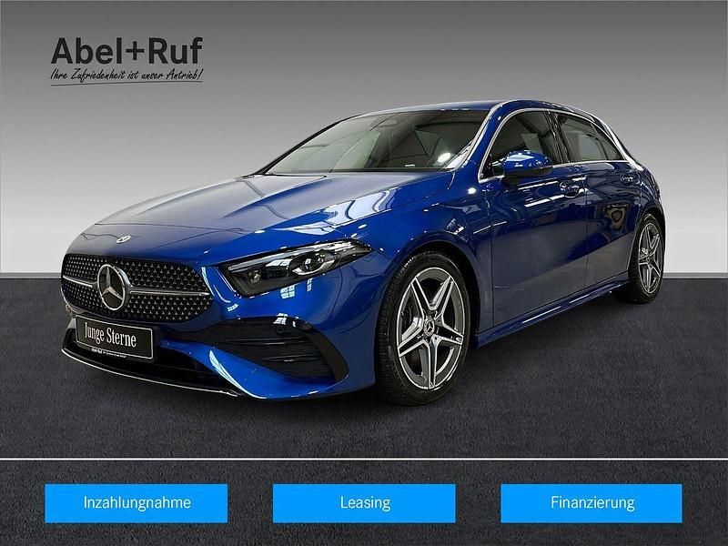 Lack spektralblau (metallic) Gebraucht 2024 Mercedes A220 AMG Limousine | 33.279 € (Superpreis) - Bild 1/4