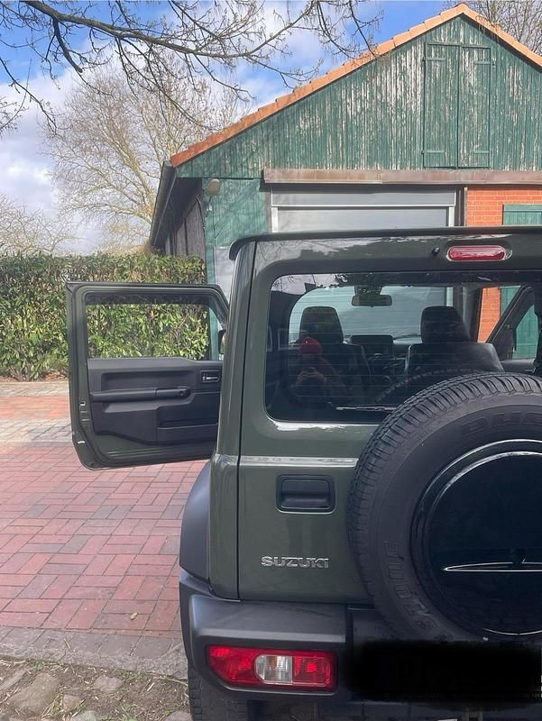 Gebraucht Suzuki Jimny 102 PS (75 kW) 2021 Grün SUV