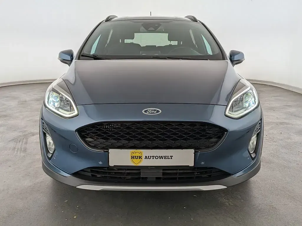 Gebraucht Ford Fiesta Active 155 PS (114 kW) 2020 Chroma blau Kleinwagen