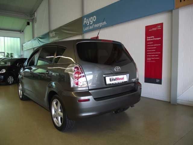 Gebraucht Toyota Corolla Verso Sol 177 PS (130 kW) 2006 Grau metallic Van / Kleinbus