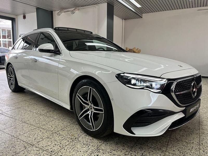 Gebraucht Mercedes E220 AMG line 197 PS (144 kW) 2025 Weiß Limousine