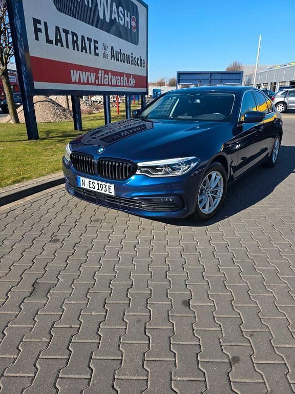 Gebraucht BMW 530e iPerformance 252 PS (185 kW) 2019 Blau Limousine