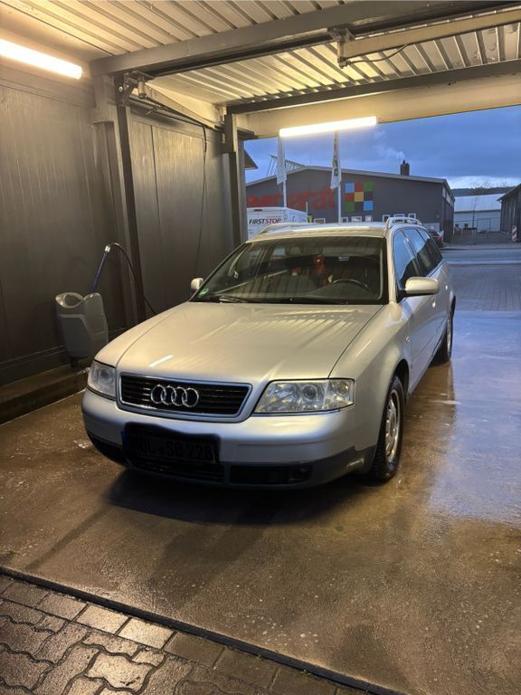 Silber Gebraucht 1999 Audi A6 Kombi | 1.999 € (Fairer Preis) - Bild 1/4
