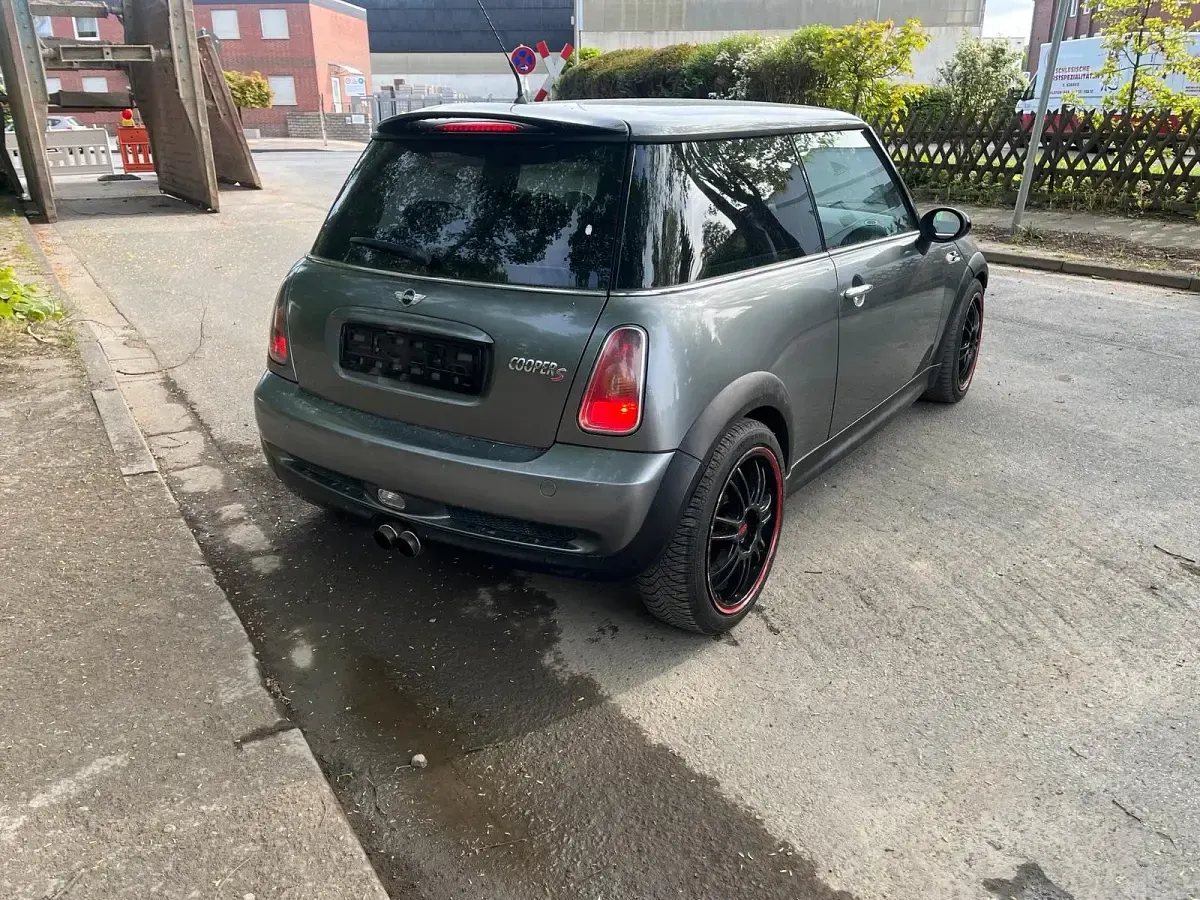 Käytetty Mini Cooper S 163 HP (119 kW) 2002 Viistoperä