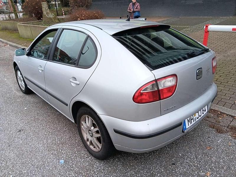 Gebraucht Seat Leon 110 PS (80 kW) 2002 Silber Kleinwagen