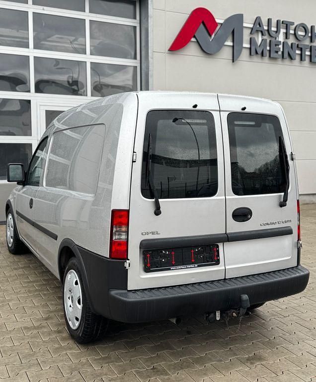 Gebraucht Opel Combo Business 101 PS (74 kW) 2011 Van / Kleinbus