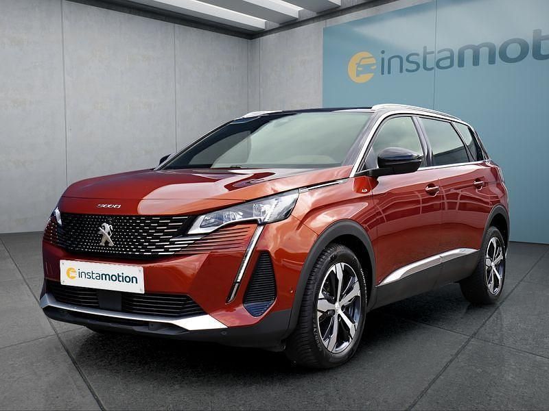 Braun Gebraucht 2023 Peugeot 5008 Van / Kleinbus | 32.149 € (Fairer Preis) - Bild 1/4