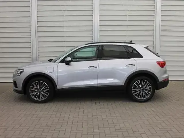 Gebraucht Audi Q3 Ambiente 245 PS (180 kW) 2022 Florettsilber metallic SUV