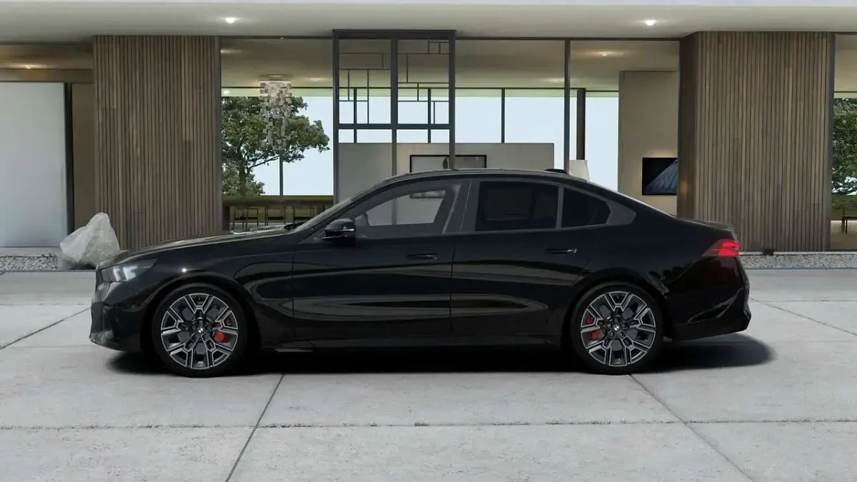 Neu BMW 520 M Sport 197 PS (144 kW) 2026 Schwarz Limousine