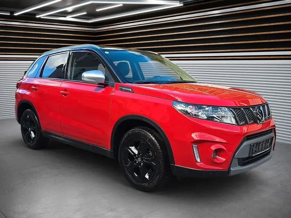 Gebraucht Suzuki Vitara 140 PS (102 kW) 2018 Rot SUV