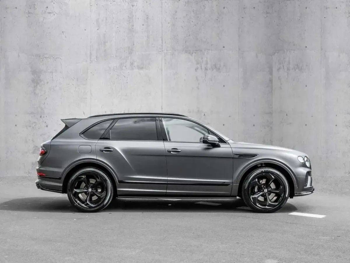 Neu Bentley Bentayga 551 PS (405 kW) 2025 Anthracite satin SUV