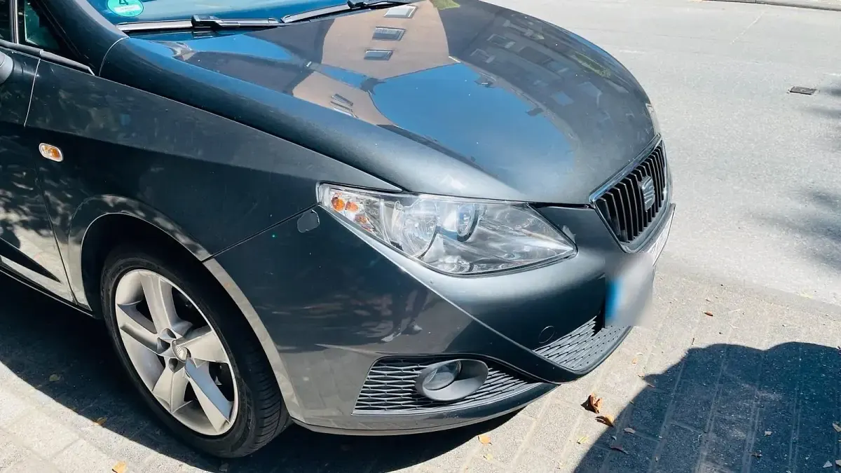 Gebraucht Seat Ibiza 70 PS (51 kW) 2011 Grau Kleinwagen