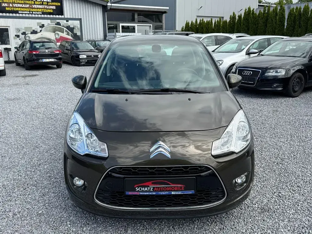 Usado Citroën C3 Exclusive 95 CV (69 kW) 2012 Marrón Berlina