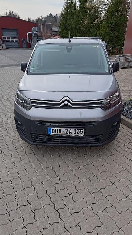 Gebraucht Citroën Berlingo 131 PS (96 kW) 2019 Silber Van / Kleinbus