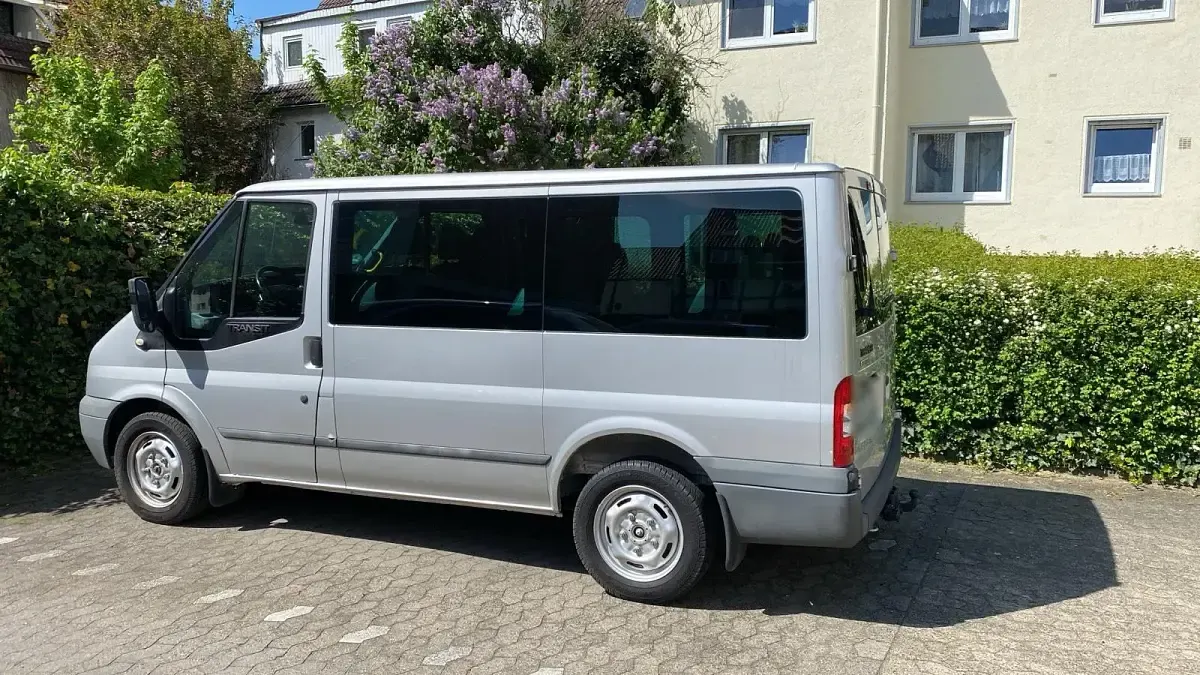 Używany Ford Transit 116 KM (85 kW) 2011 Srebrny SUV