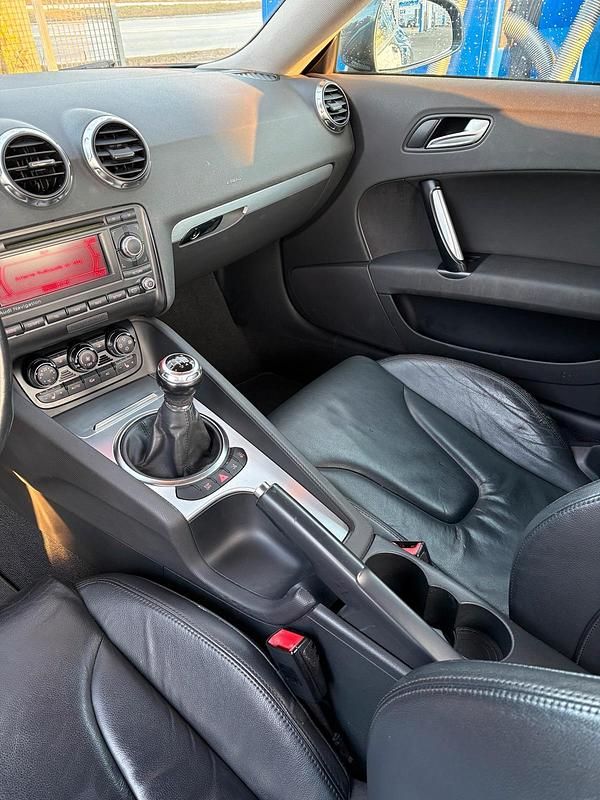 Gebraucht Audi TT Design 200 PS (147 kW) 2008 Grau Coupé