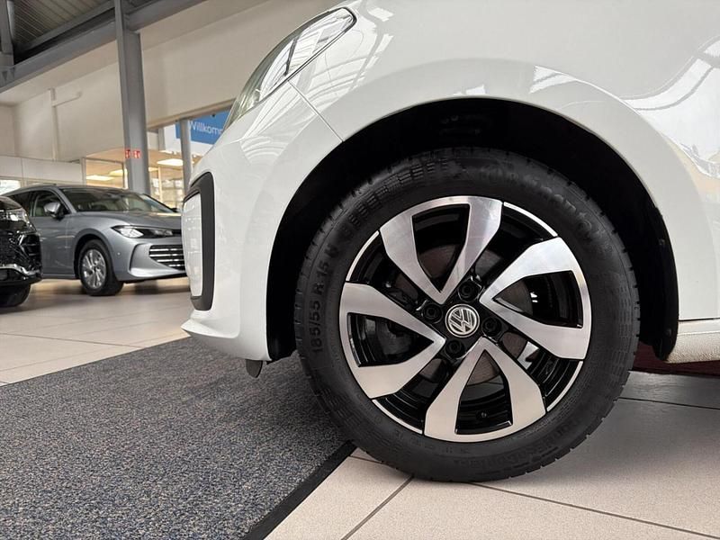 Gebraucht VW up! Active 65 PS (47 kW) 2021 Weiß Kleinwagen