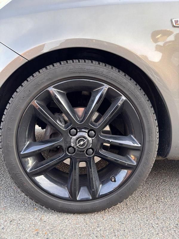 Grau Gebraucht 2012 Opel Corsa Active Kleinwagen | 4.250 € (Fairer Preis) - Bild 1/4