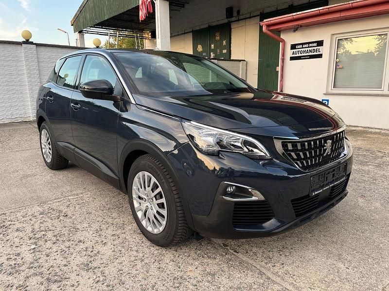 Grau Gebraucht 2020 Peugeot 3008 SUV | 18.800 € (Superpreis) - Bild 1/4
