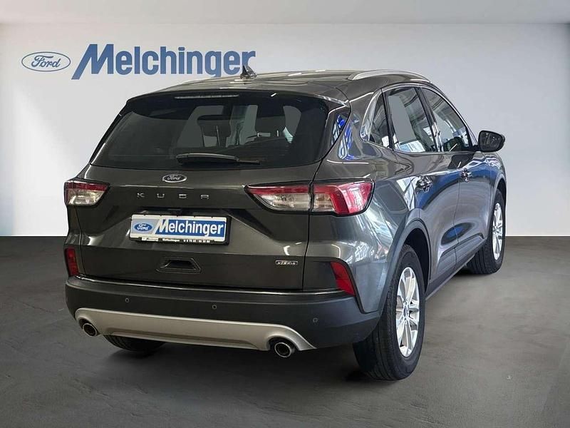 Gebraucht Ford Kuga Titanium 152 PS (111 kW) 2021 Magneticgrau SUV