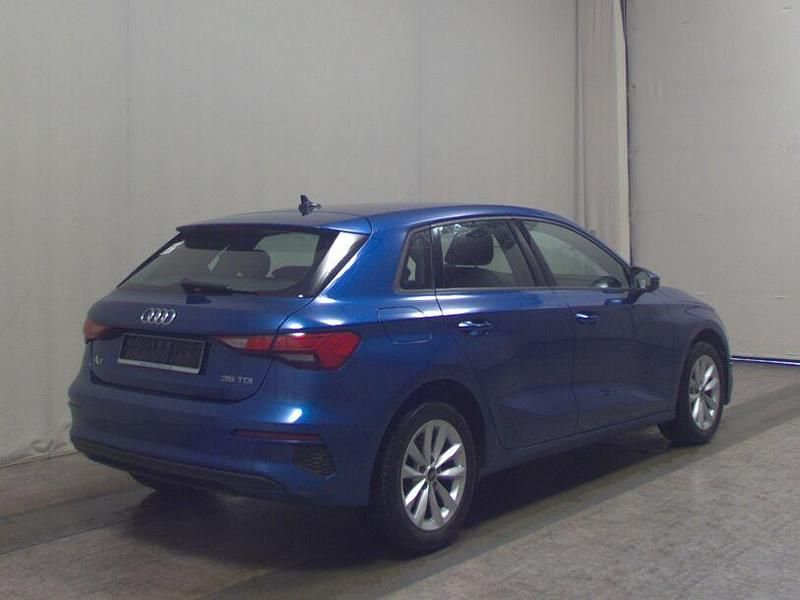Gebraucht Audi A3 150 PS (110 kW) 2021 Blau Limousine