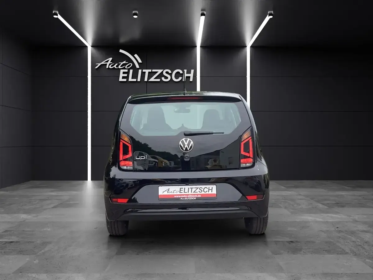 Gebraucht VW up! 65 PS (47 kW) 2023 Deep black perleffekt Kleinwagen