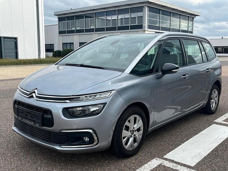 Grau Gebraucht 2022 Citroën C4 SpaceTourer PureTech Van / Kleinbus | 18.445 € (Fairer Preis) - Bild 1/4
