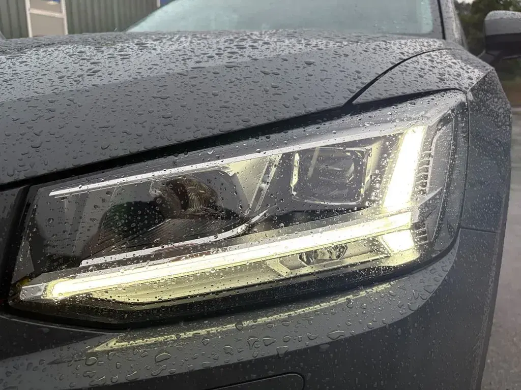 Gebraucht Audi Q2 Sport 116 PS (85 kW) 2020 Grau SUV