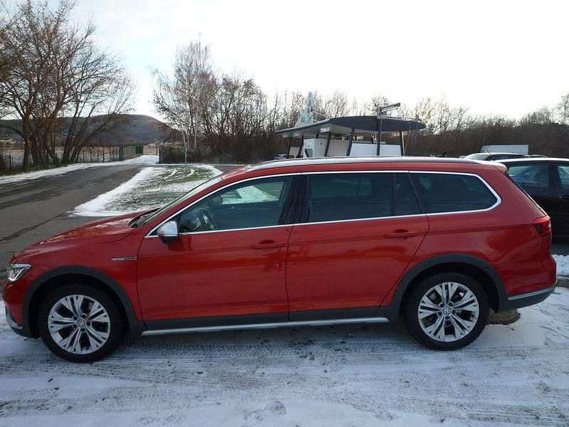 Gebraucht VW Passat Alltrack 190 PS (139 kW) 2017 Orange Kombi
