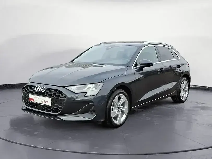 Używany Audi A3 Ambiente 116 KM (85 kW) 2025 Szary Kombi