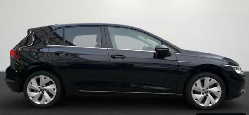 Gebraucht VW Golf VIII 131 PS (96 kW) 2020 Schwarz Kleinwagen