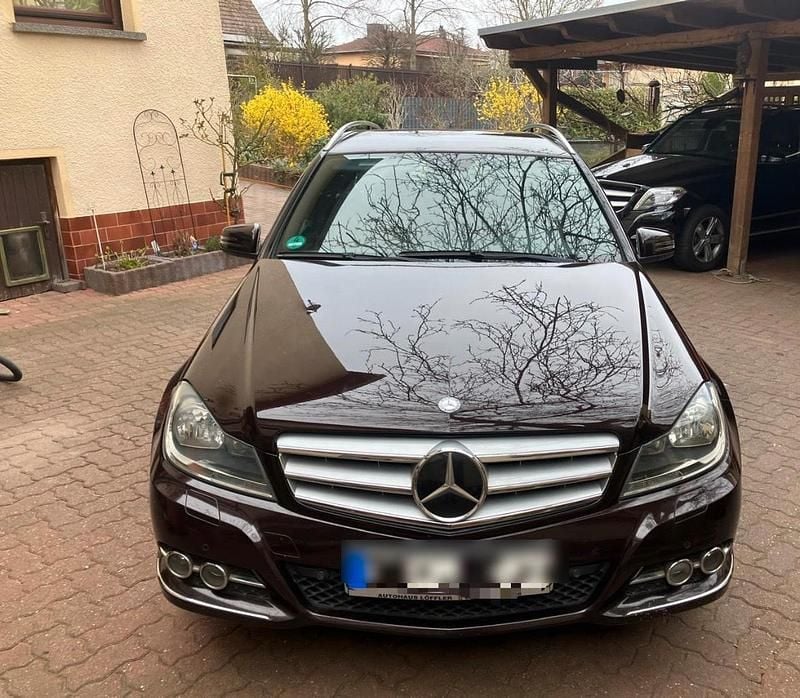 Braun Gebraucht 2011 Mercedes C220 Kombi | 4.000 € (Superpreis) - Bild 1/4
