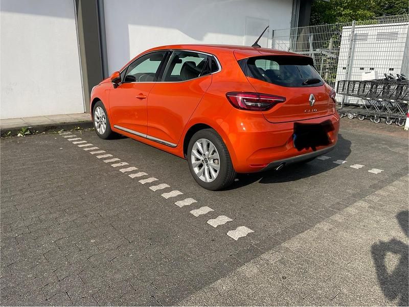 Gebraucht Renault Clio V 131 PS (96 kW) 2020 Orange Kleinwagen