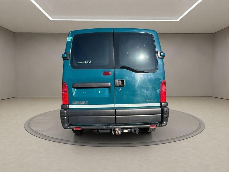 Gebraucht Renault Master 82 PS (60 kW) 2003 Gruen Van / Kleinbus