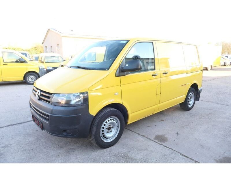 Gebraucht VW T5 84 PS (61 kW) 2013 Ginstergelb r1032 Van