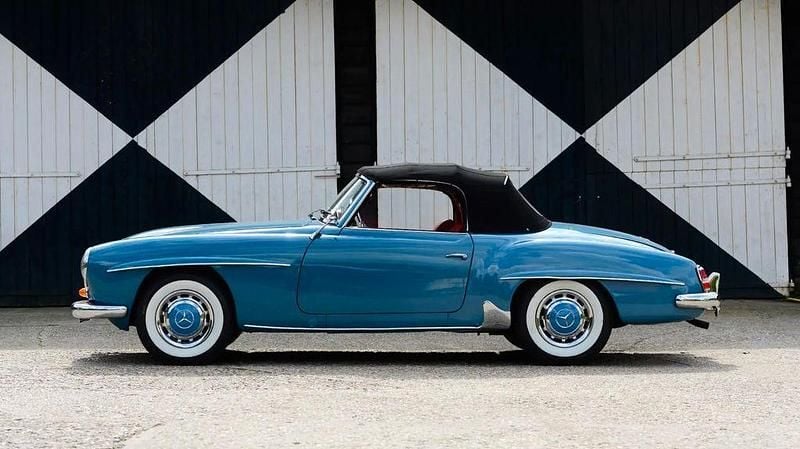 Blau Gebraucht 1962 Mercedes 190 Cabrio | 159.000 € - Bild 1/4