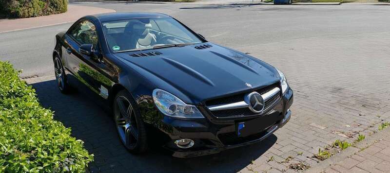 Schwarz Gebraucht 2006 Mercedes SL350 Cabrio | 22.999 € (Teuer) - Bild 1/4
