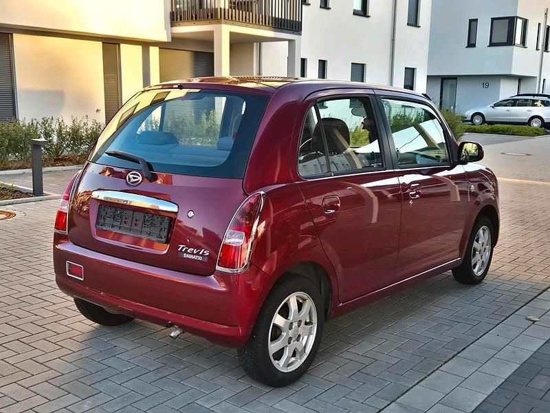 Gebraucht Daihatsu Trevis 58 PS (42 kW) 2006 Rot Kleinwagen