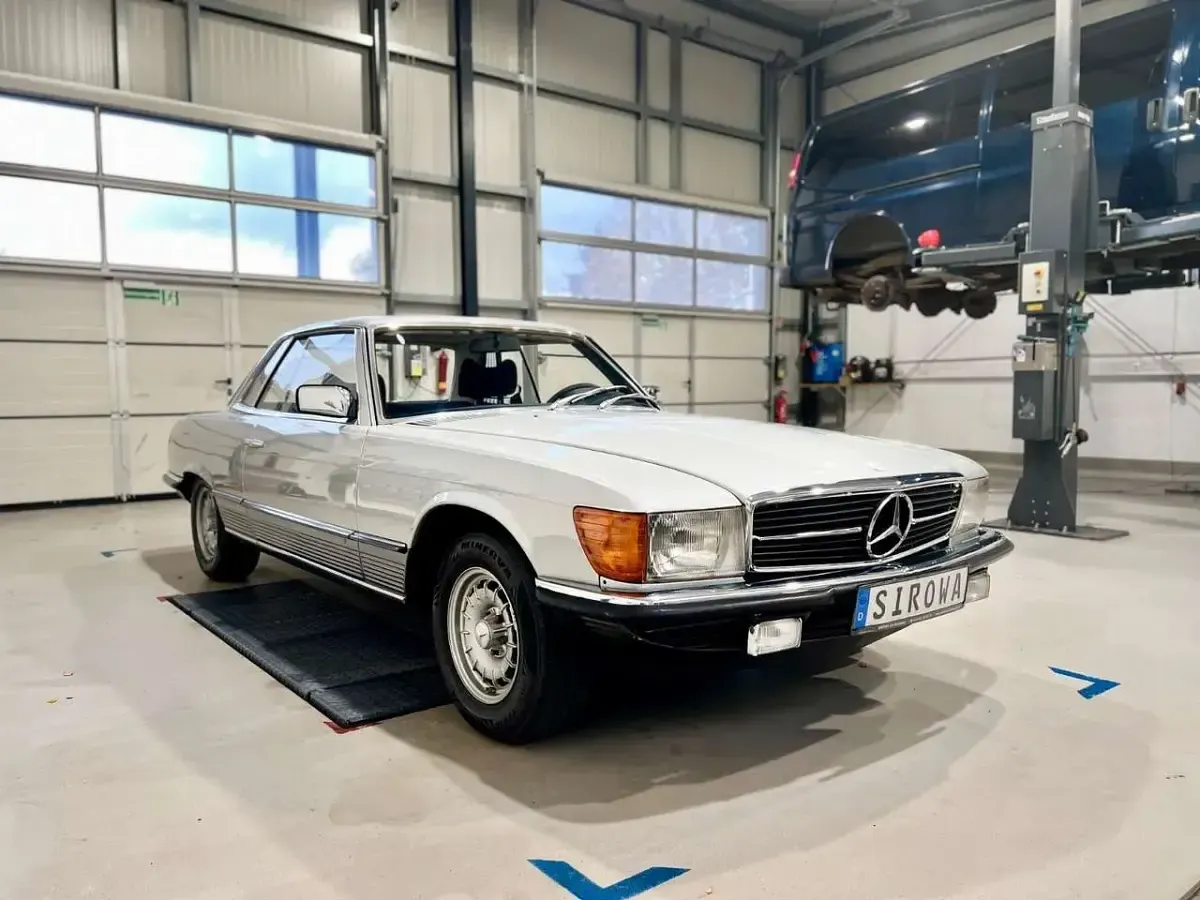 Gebraucht Mercedes SLC450 241 PS (177 kW) 1978 Silber Coupé