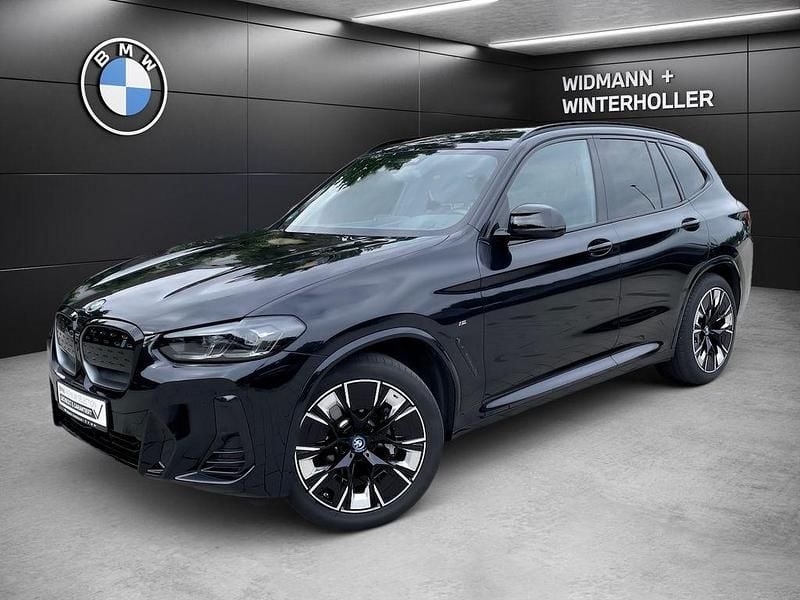 Schwarz Gebraucht 2024 BMW iX3 Impressive SUV | 52.590 € (Guter Preis) - Bild 1/4