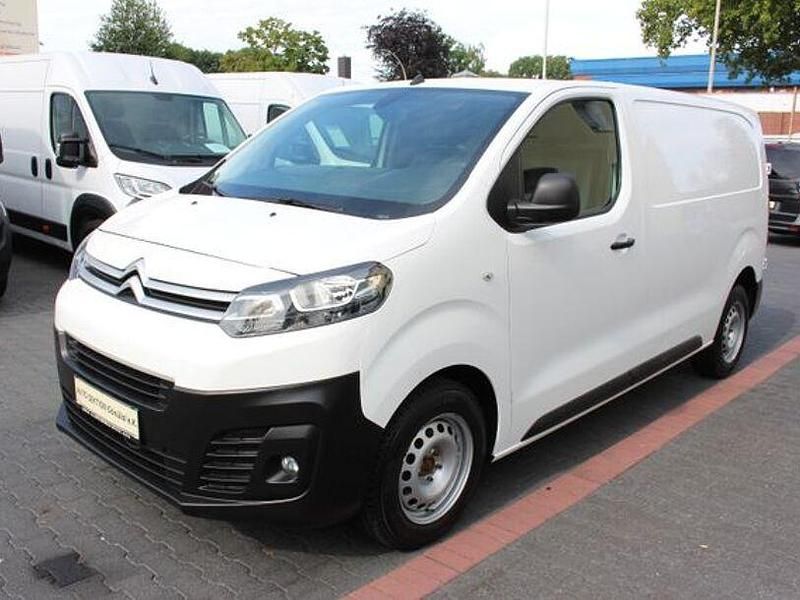 Weiß Gebraucht 2019 Citroën Jumpy Van / Kleinbus | 13.898 € (Etwas zu teuer) - Bild 1/4
